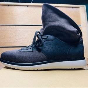 UGG lace up boot tennis shoes 🖤 New in box